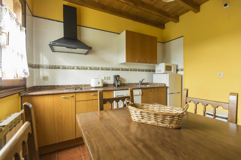 Casas Rurales Playa De Guadamia Llames de Pría Eksteriør billede