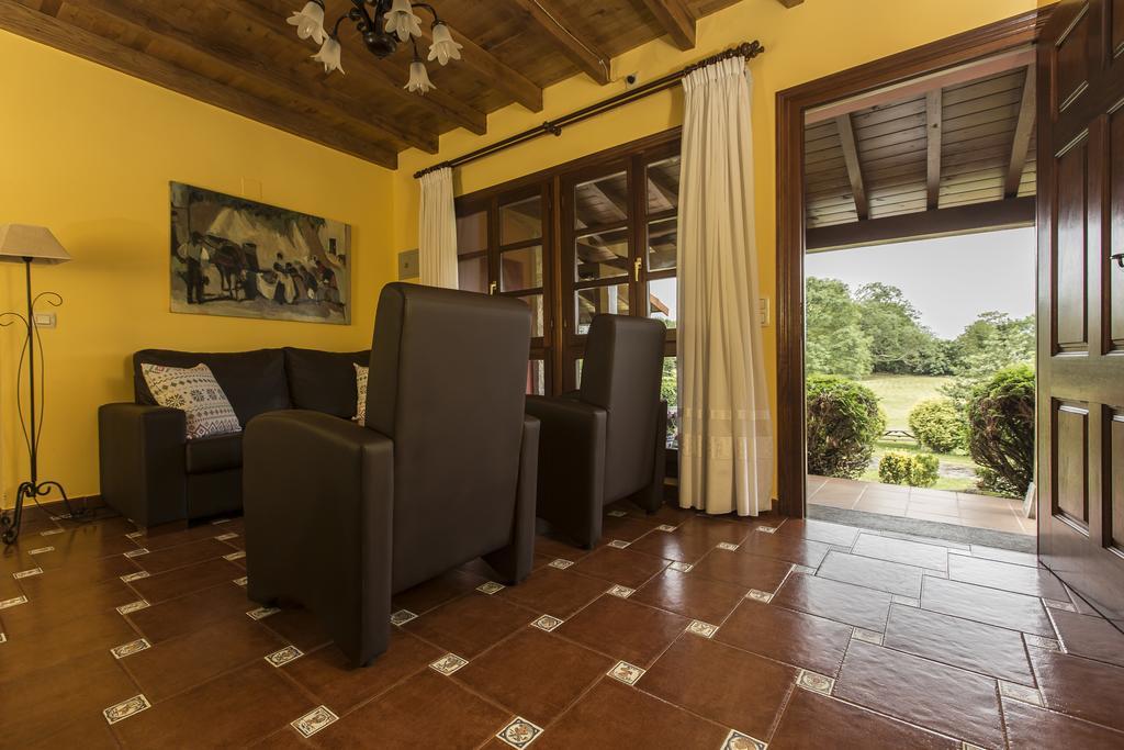 Casas Rurales Playa De Guadamia Llames de Pría Eksteriør billede